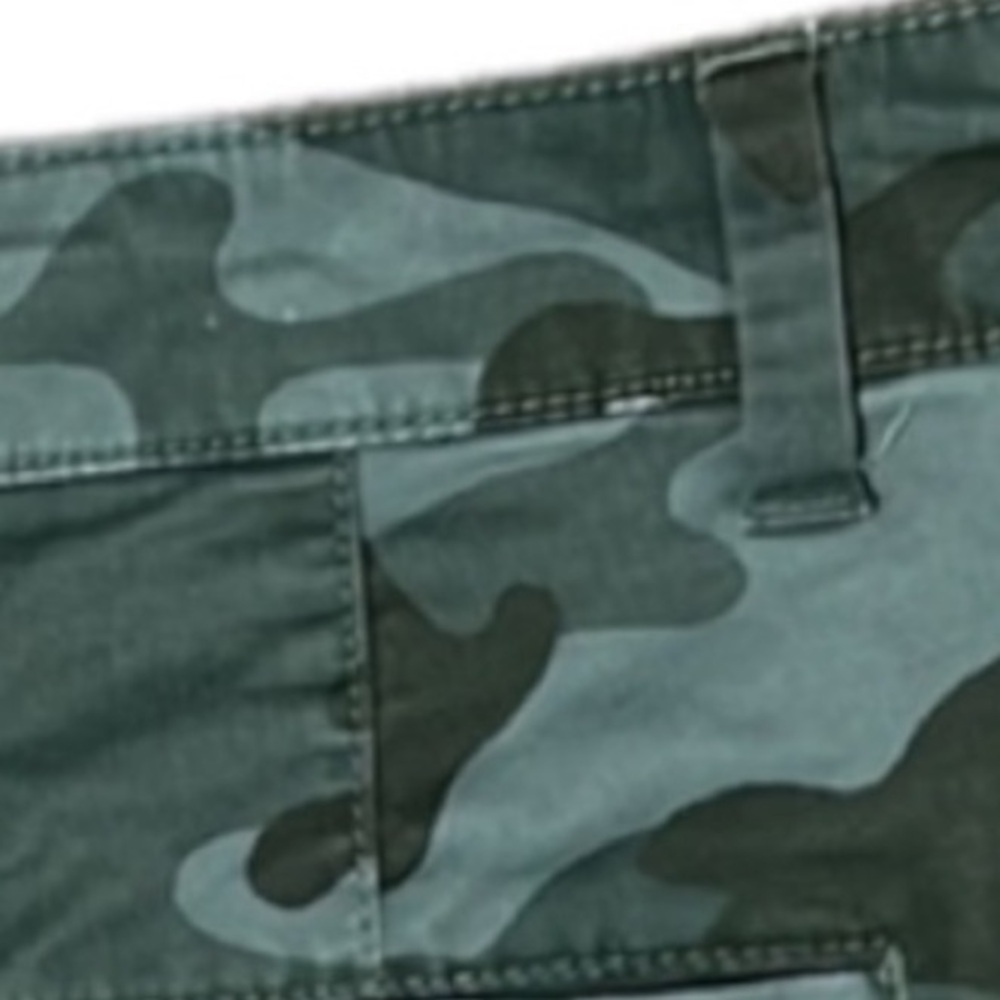 GAP Gap for Good Girlfriend Khaki Short Size 10 in Camouflage High Rise … - Picture 9 of 9